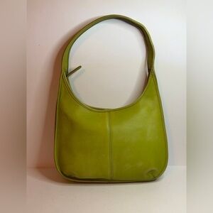 Vintage Coach Ergo 9025 Hobo Shoulder Bag in Leaf Green Leather RARE